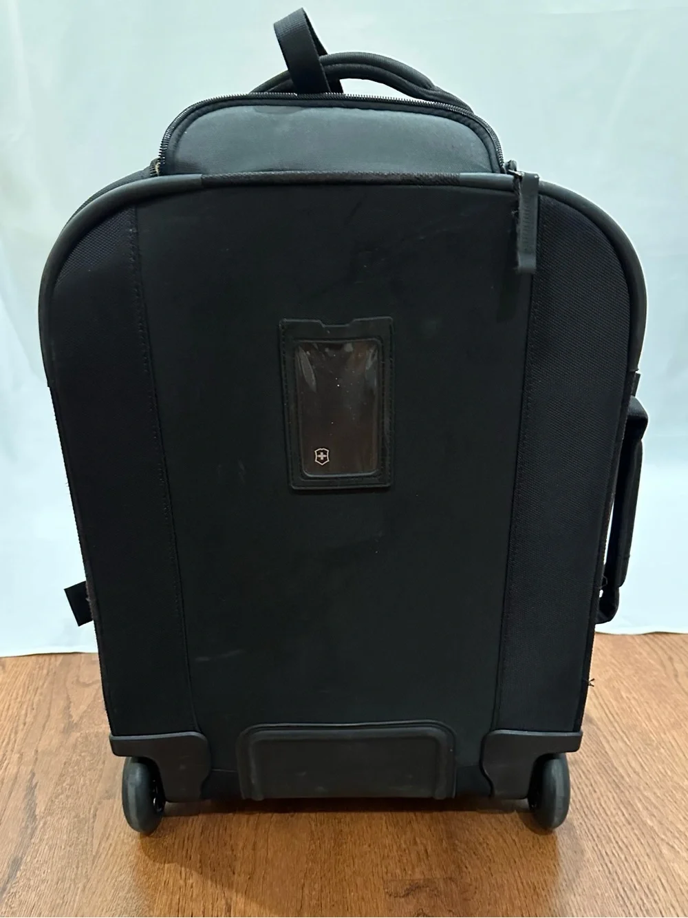 Victorinox Ch-97 2.0 Wheeled Carry-On Suitcase 20”
